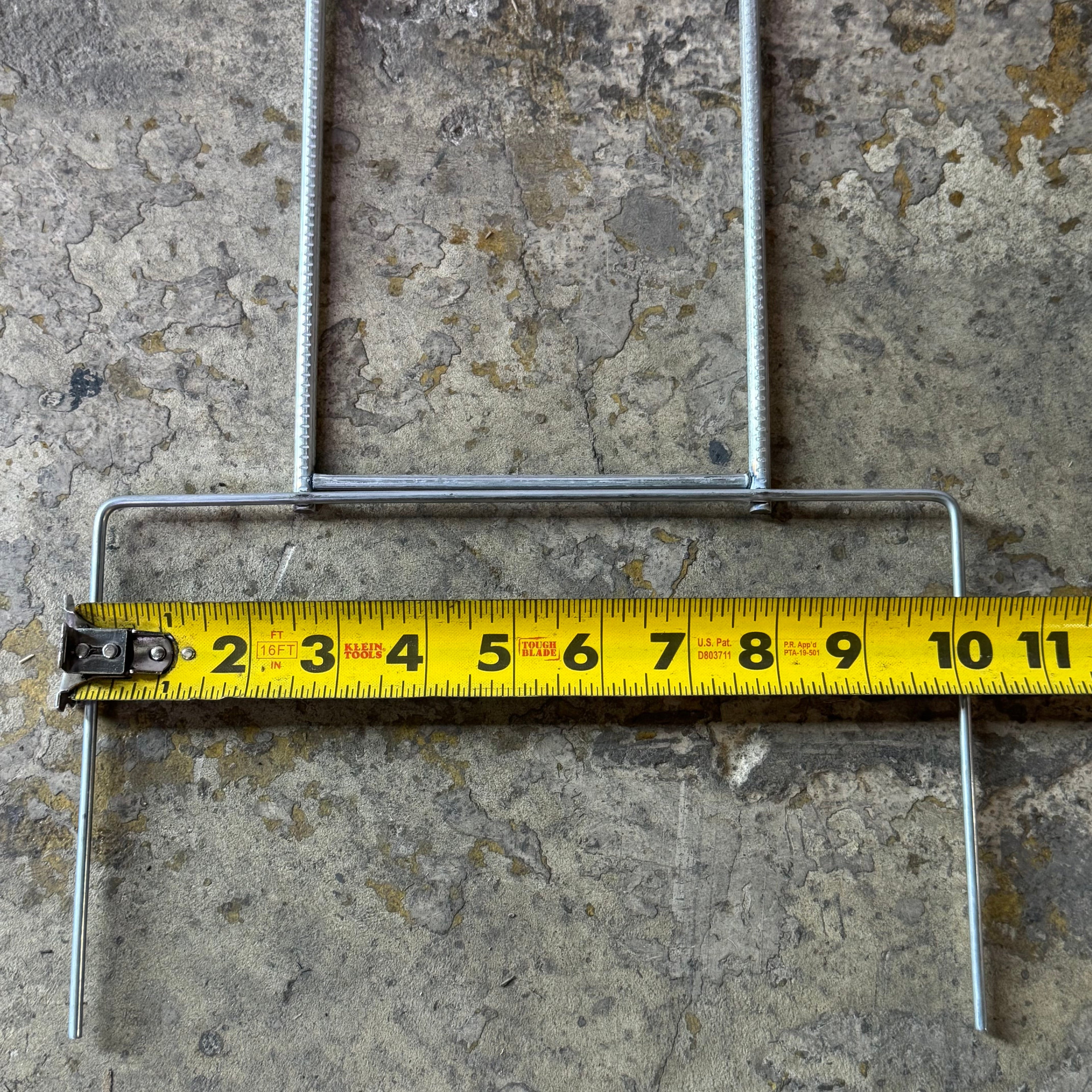 STEP STAKE (25 PACK) U-TOP Yard Sign Step Stake 1/4" B x 5 1/2" x 30" Grey