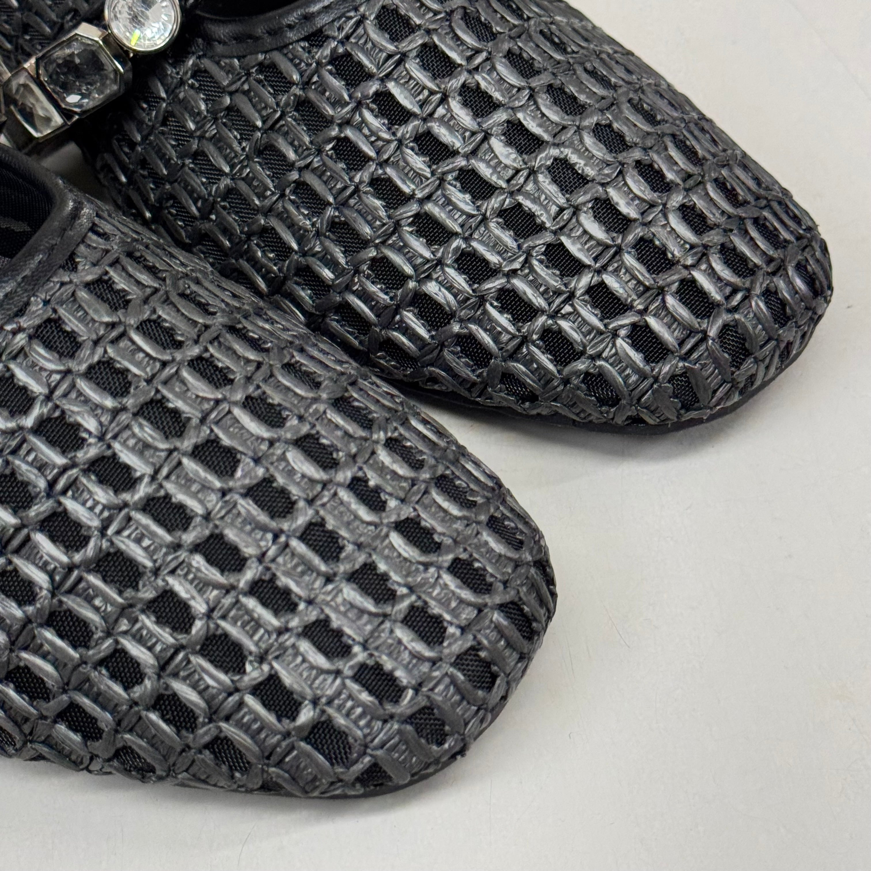 KENNETH COLE New York Zeta Raffia Jewel Jane Flat Women's Sz 9.5 Black KL25ZMJ01
