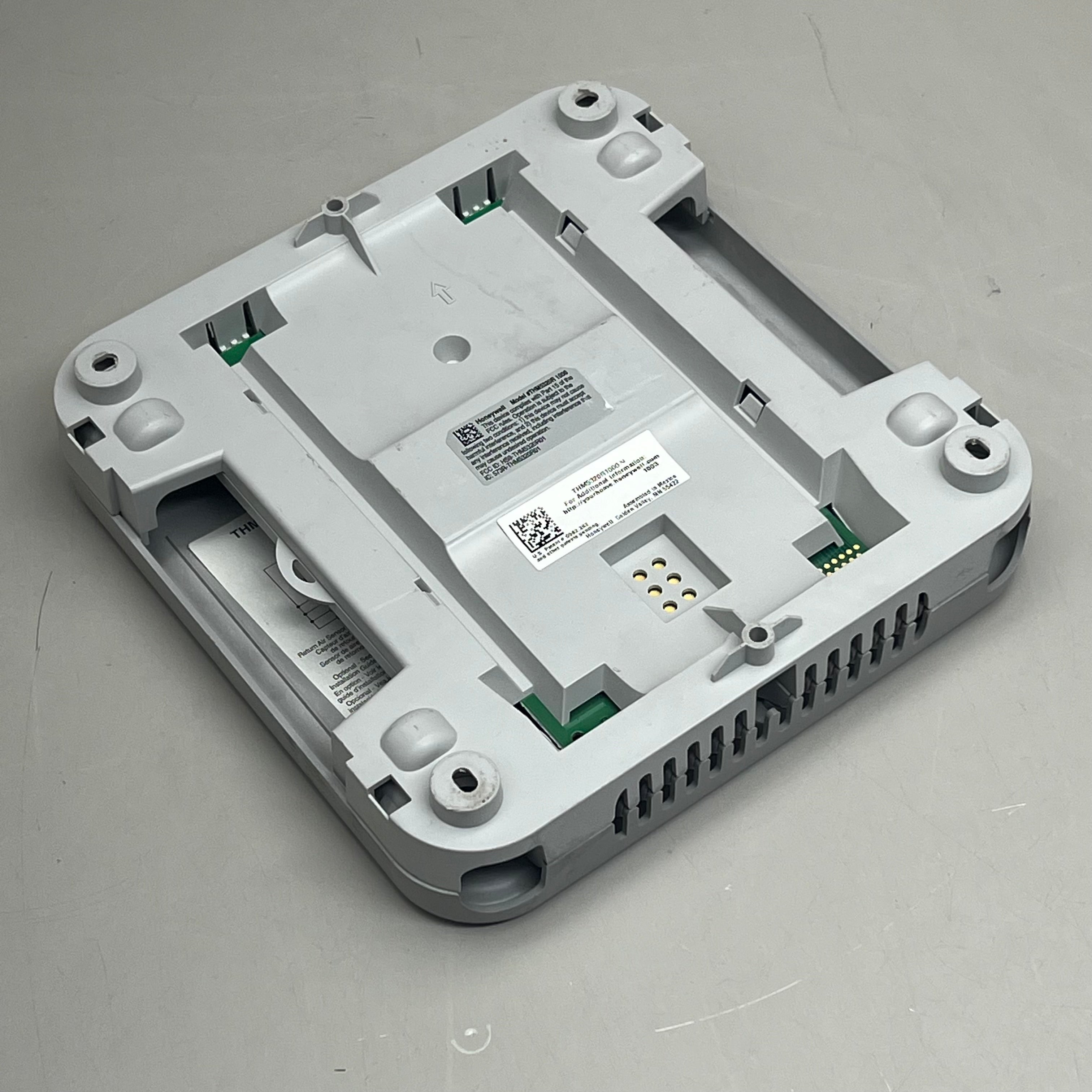 HONEYWELL FocusPro Equipment Interface Module As-is Slightly Used (see images) 8"x8"THM5320R1000