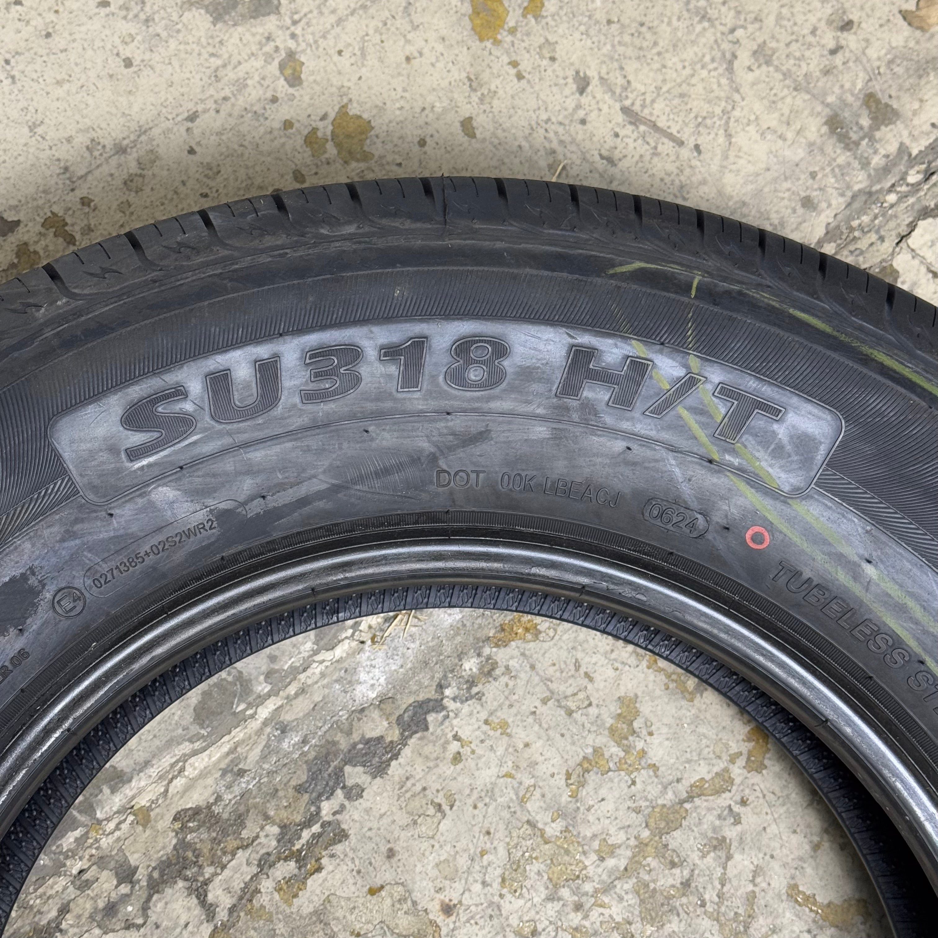WESTLAKE All-Season Radial Tire Sz 225/75R16 104T Black SU318