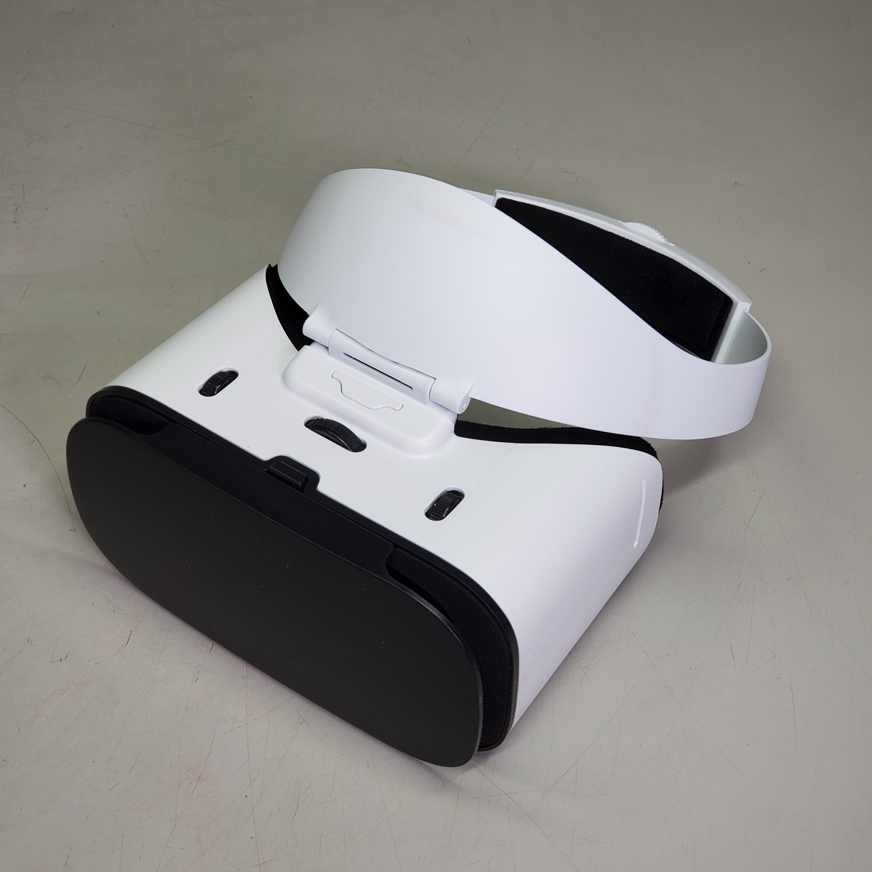 VODIAC PRO Smart Phone VR Headset Immersive Virtual Reality Kit White WKVOD-05