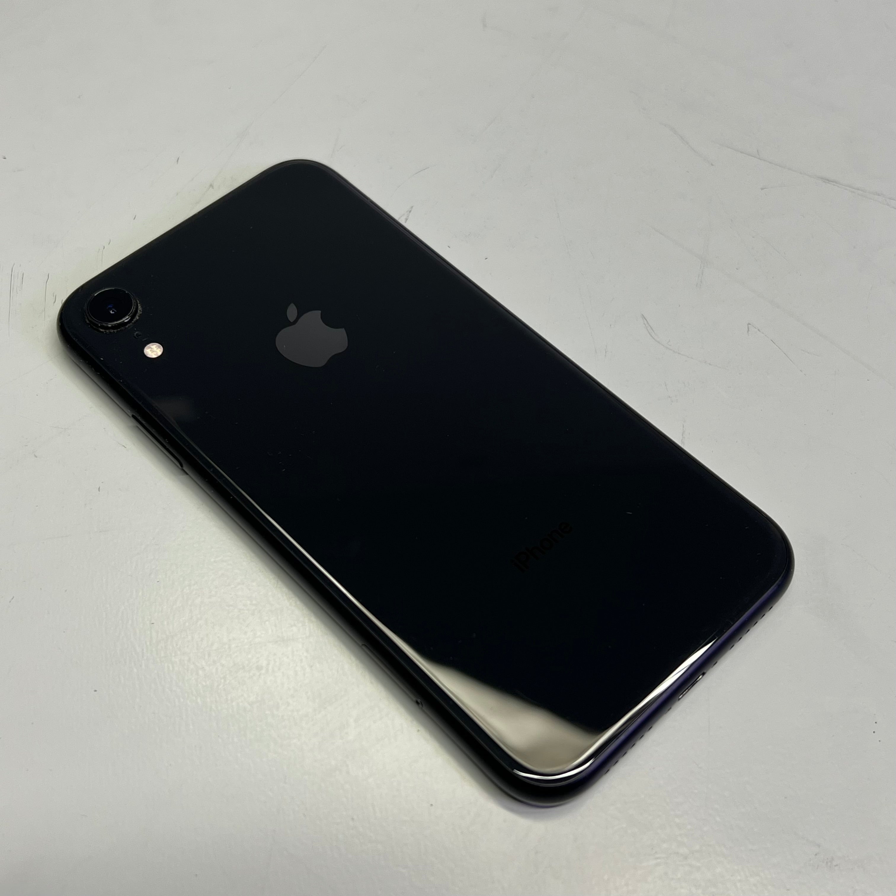APPLE iPhone XR 64GB 6.1" Display Black (Pre-Owned)