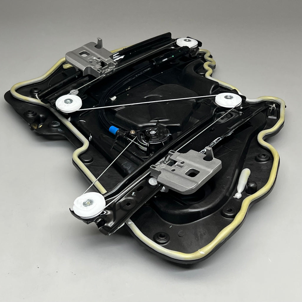 TESLA Carrier Module WND REG ASM RSD RH 1096623-05-L / 16937293-SR