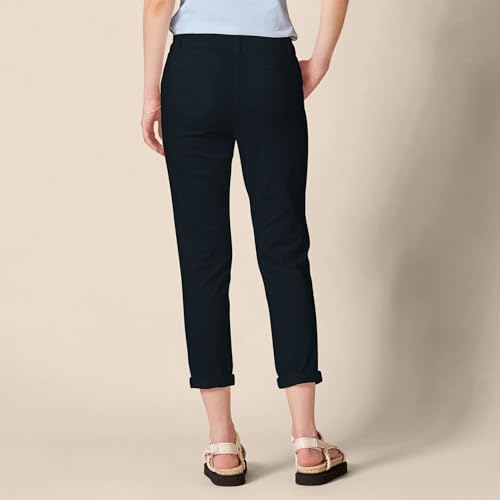 Amazon Essentials Women's Mid-Rise Slim-Fit Stretch Cropped Capri Pants (Available in Plus Size)
