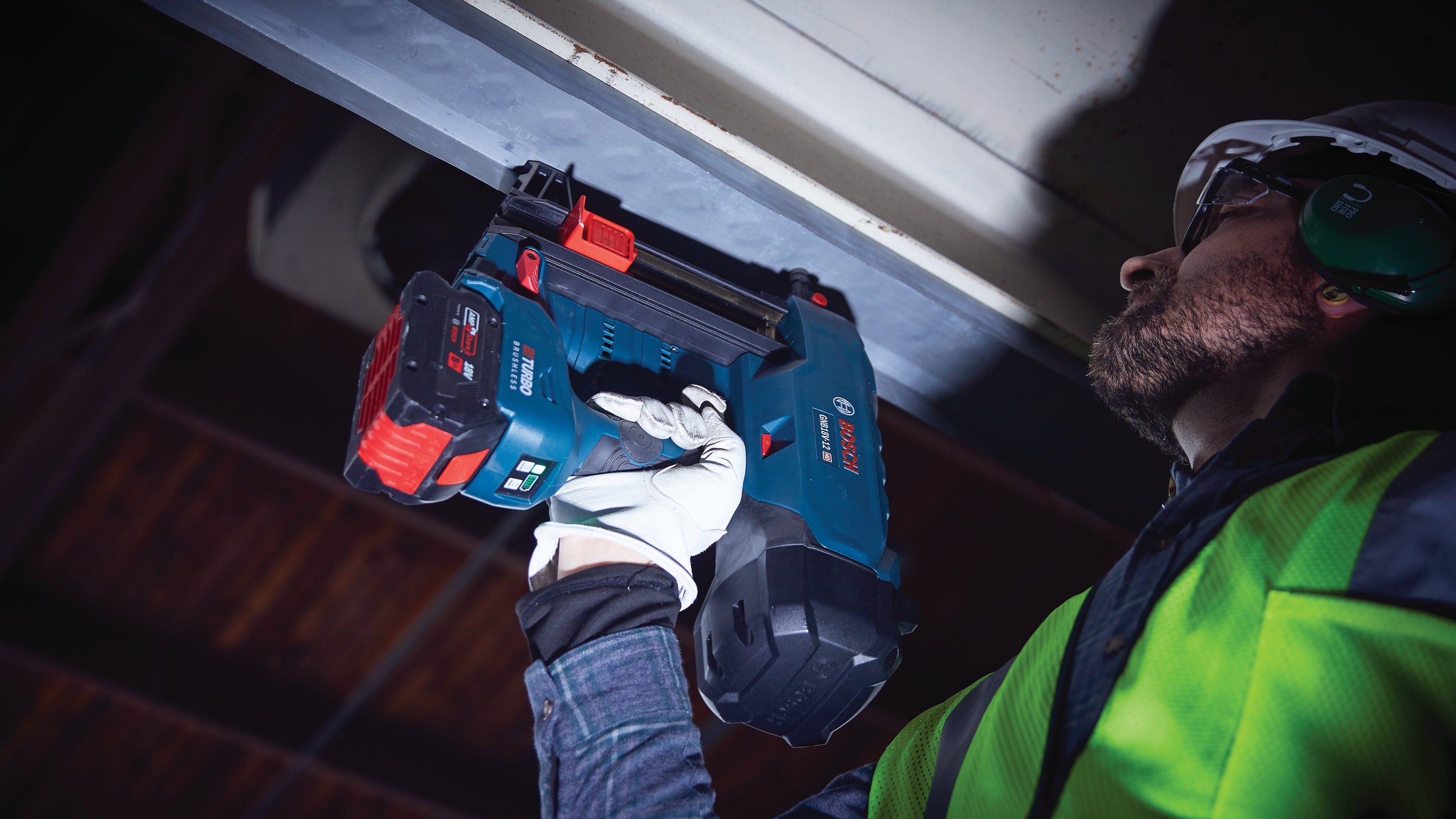 BOSCH GNB18V-12K14 PROFACTOR™ 18V Concrete Nailer Kit with (1) CORE18V® 8 Ah High Performance Battery