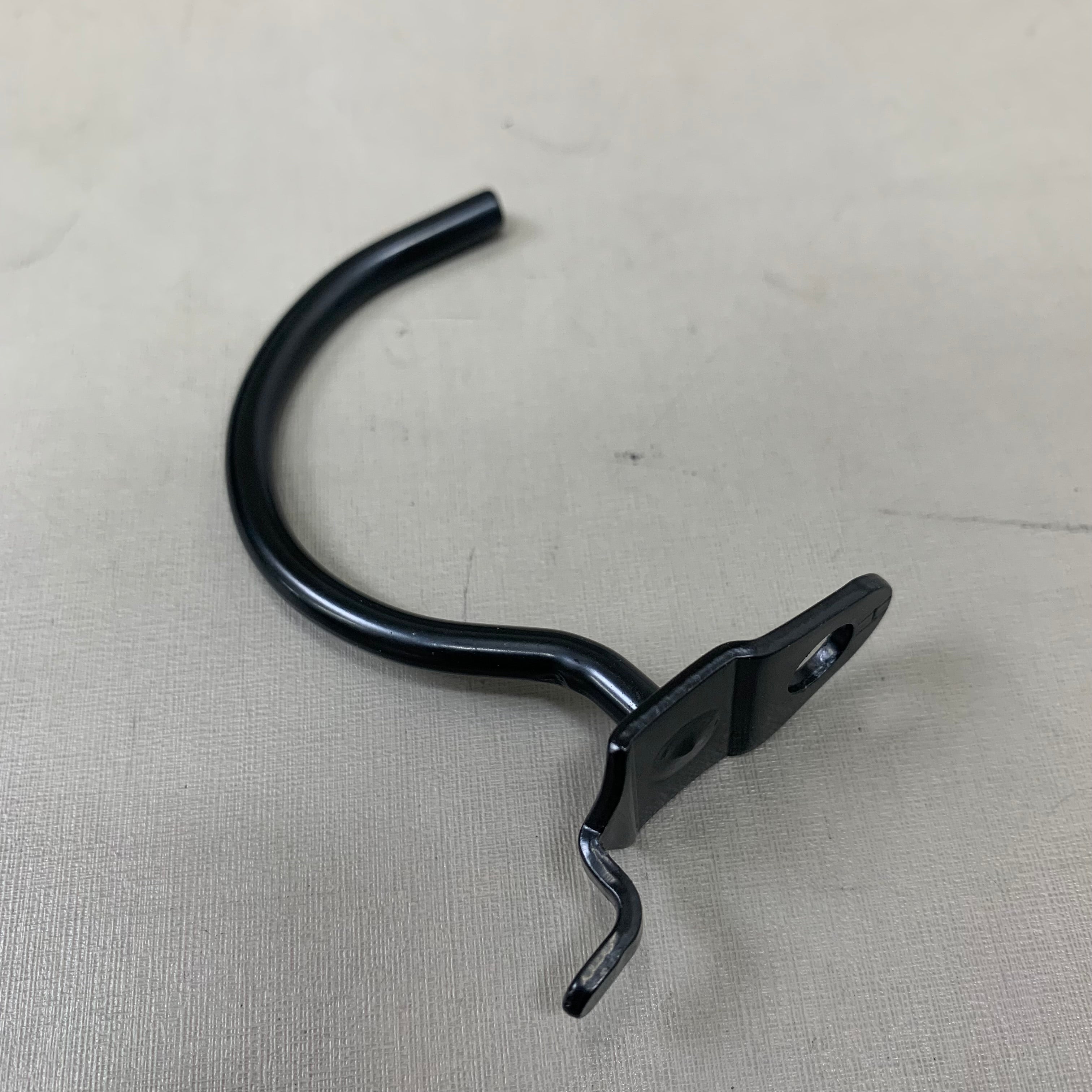 (10 Pack) Curved Pegboard Hooks 2" Black 5TPH7