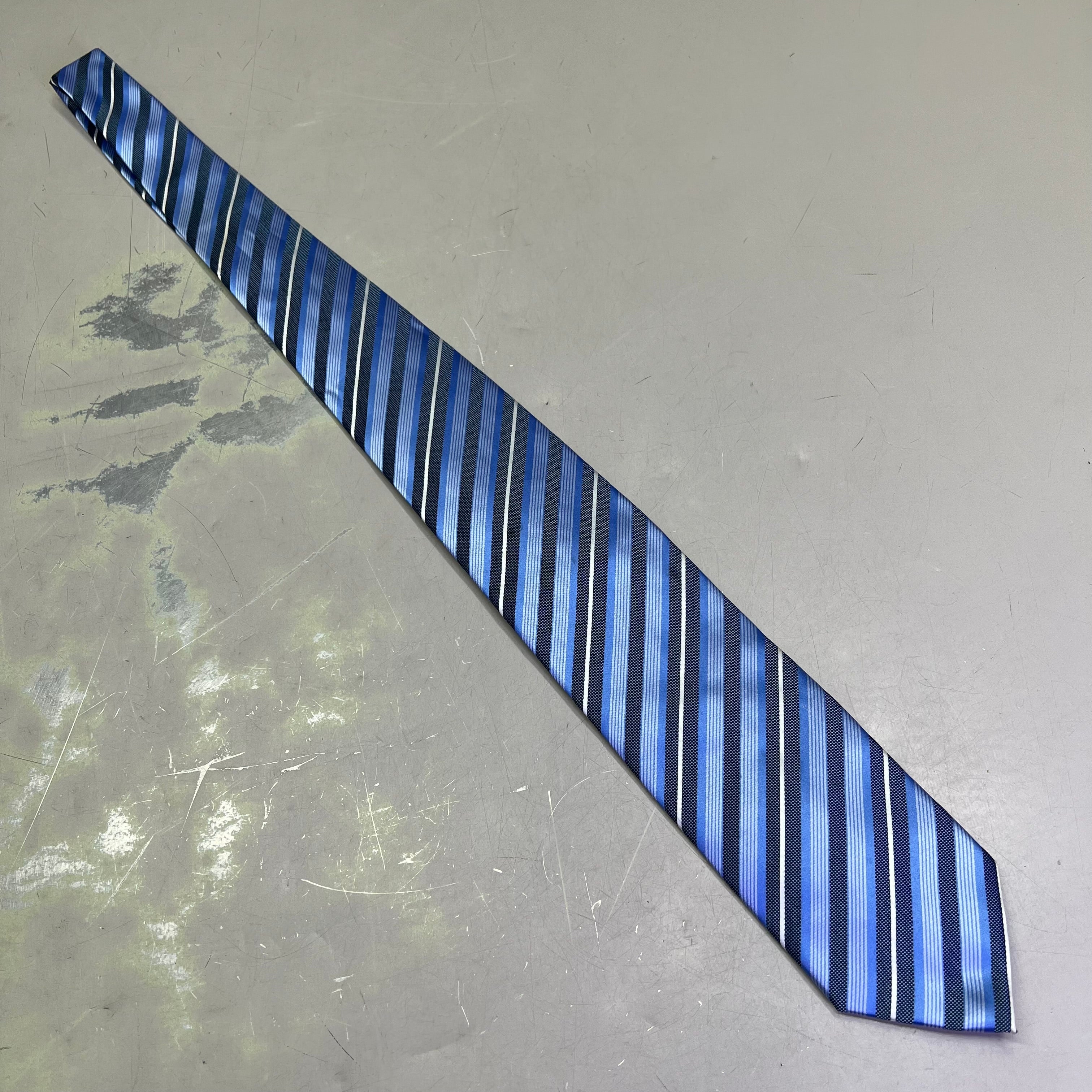 ALEXANDER JULIAN COLOURS Slanted Formal Pattern Tie 60" Blue/White (Pre-Owned)