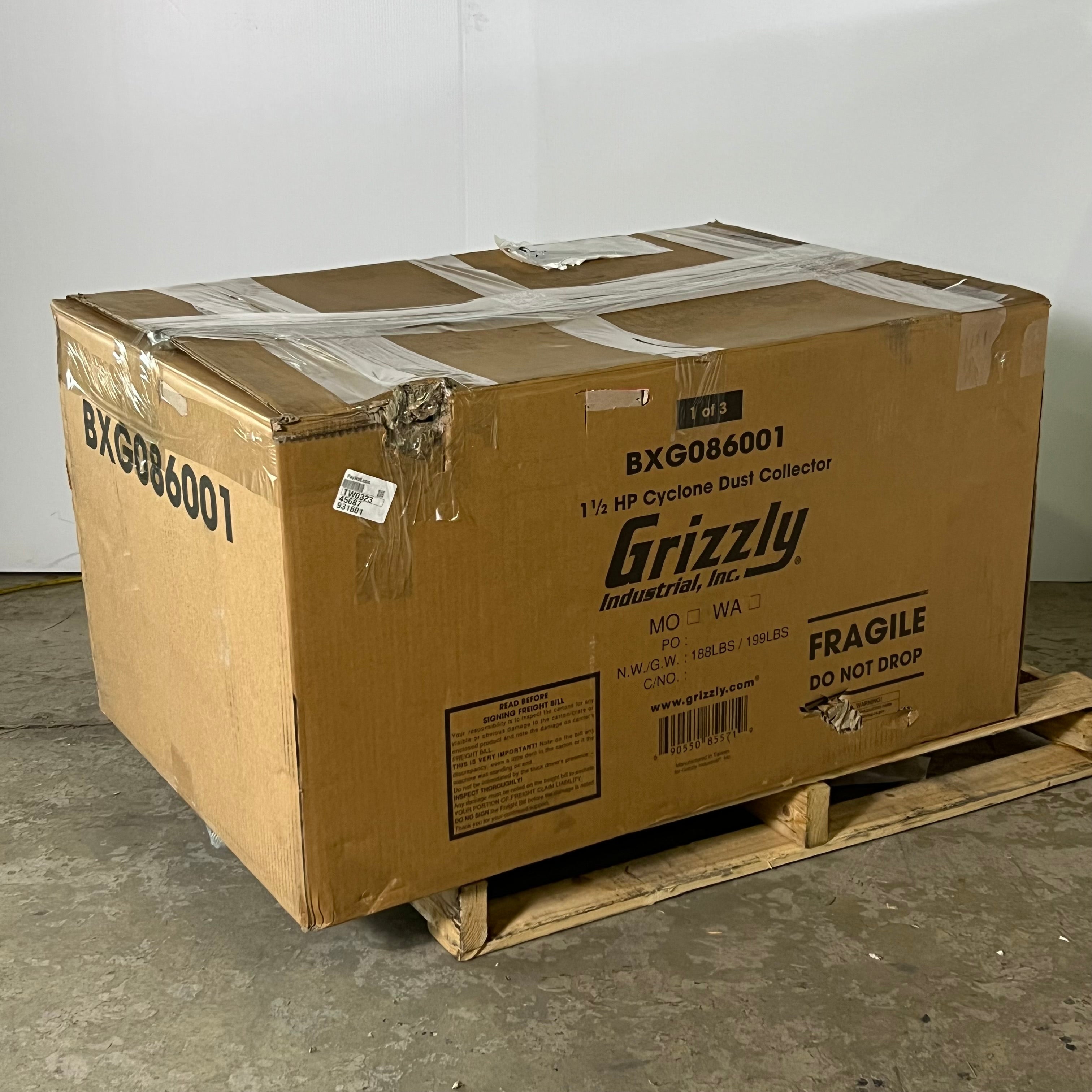 GRIZZLY INDUSTRIAL (1 Box) 1 1/2 HP Cyclone Dust Collector Motor Box 1 of 3