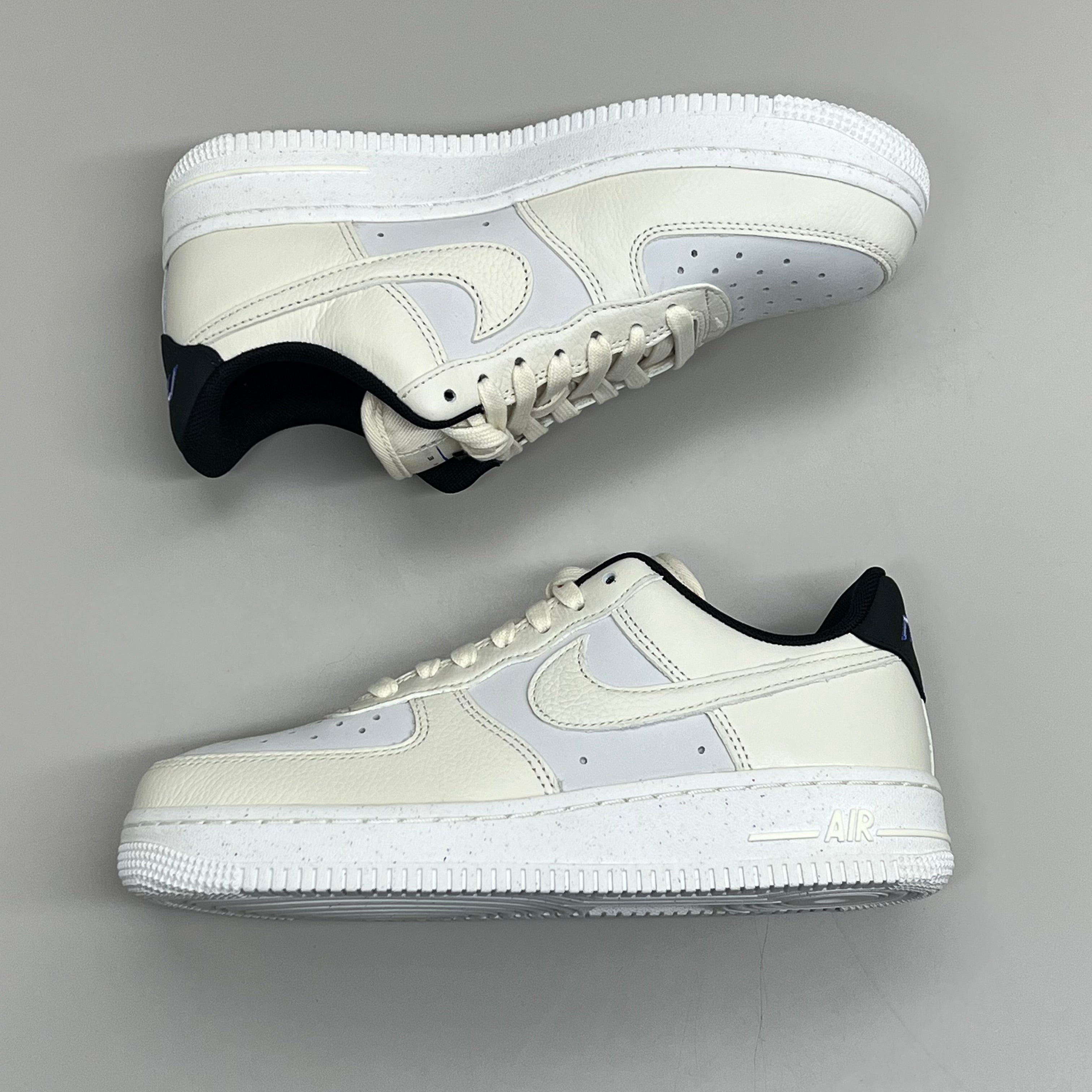 NIKE Air Force 1 07' LX Leather Shoes Sz Women's 9 Sail/Coconut Milk-Black DZ2708 101