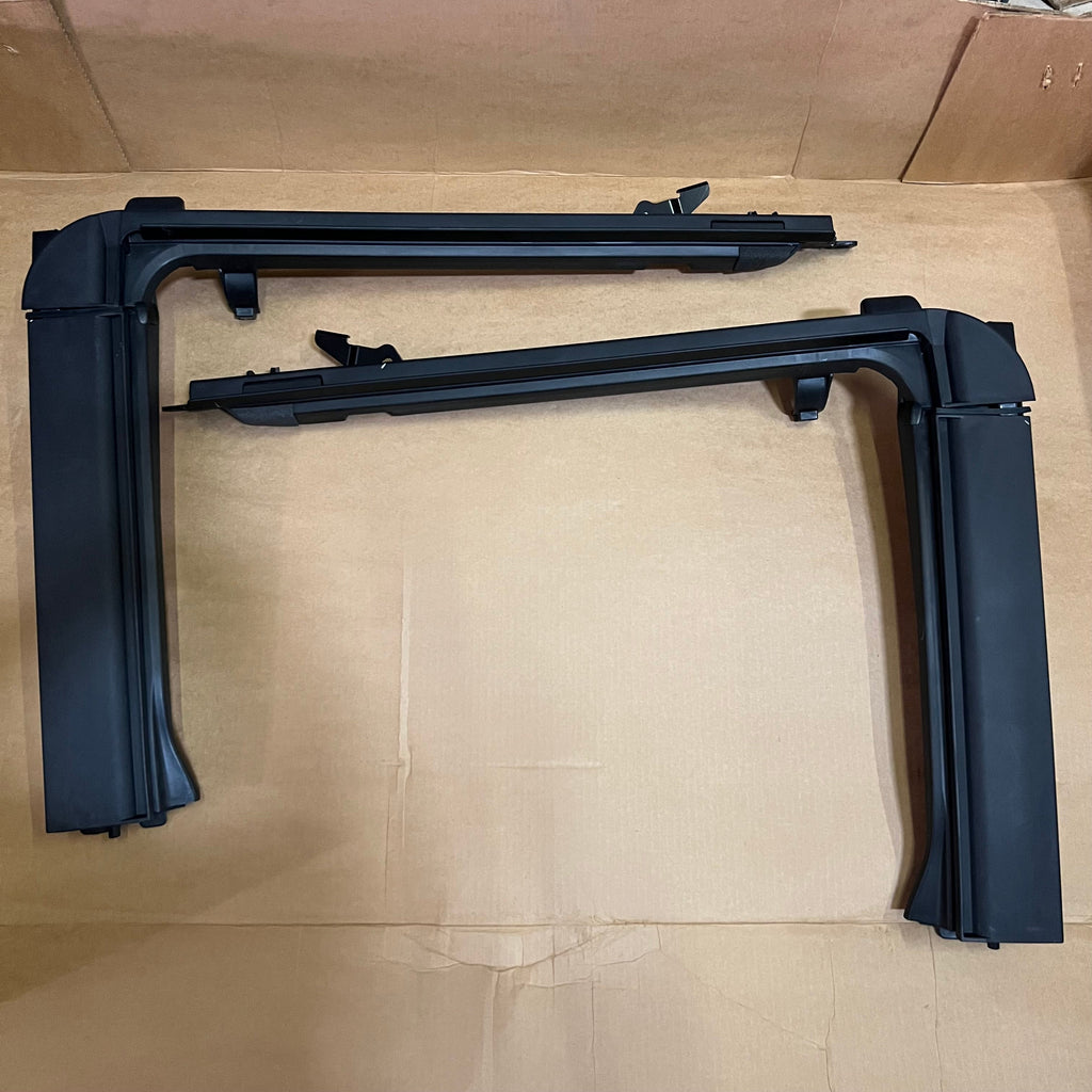 MOPAR Jeep Wrangler Soft Top Window Kit Sz 59" x 36" x 15" Black 82213651