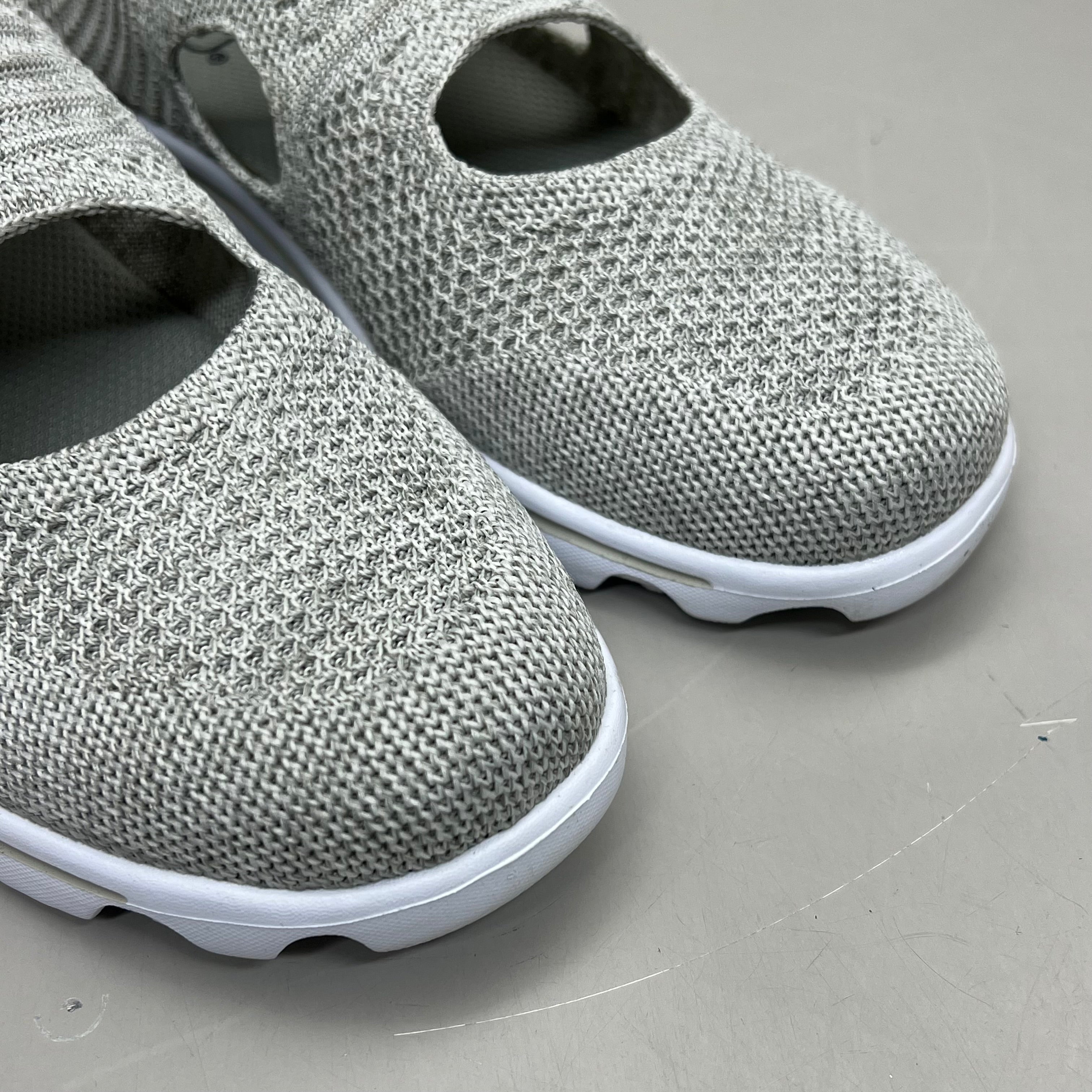 PROPET Travel Activ Avid Knit Shoe Women's Sz 9.5 Width M(B) Light Grey WAT064M