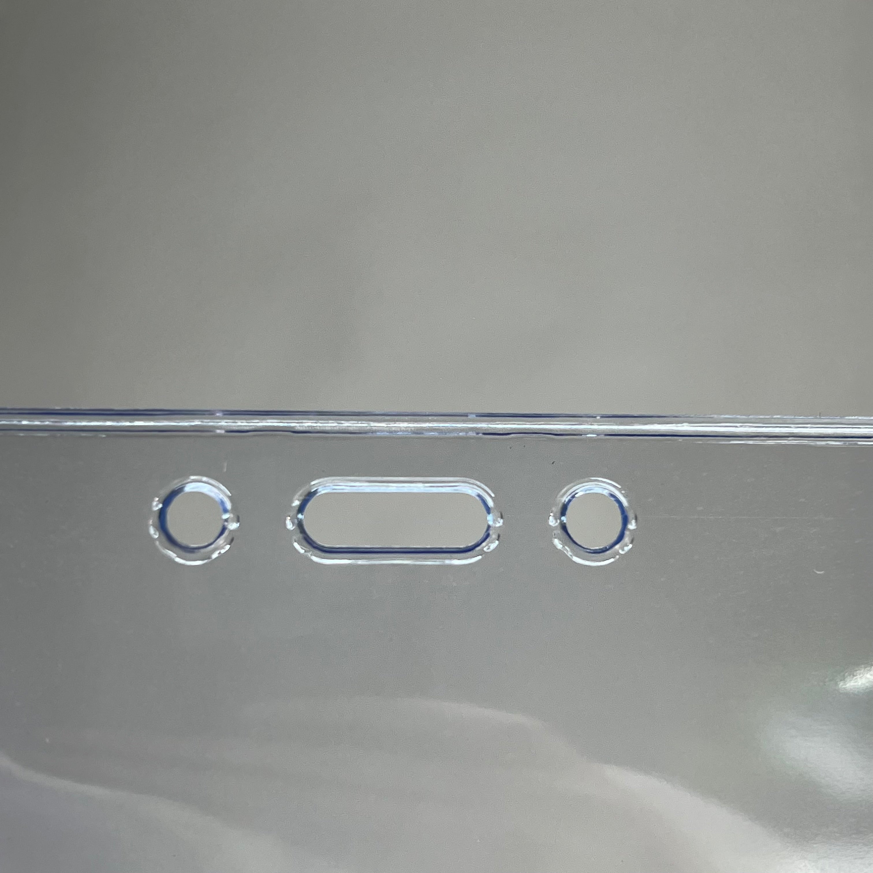 ZA@  ADVANTUS  (50 PACK) Proximity Badge Holders 3.375"x2.375" Clear 75450
