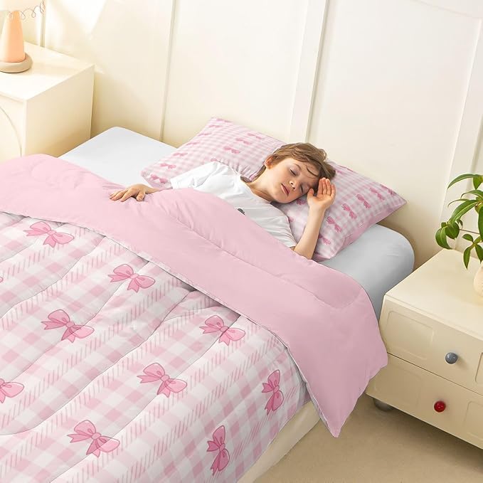 Feelyou Pink Bow Checkered Comforter Set Toddler Size Chic Grid Bowknot Bedding Set for Kids Boys Girls Princess Duvet Quilt Bedroom Decor Microfiber 2 Pcs with 1 Pillow Cases