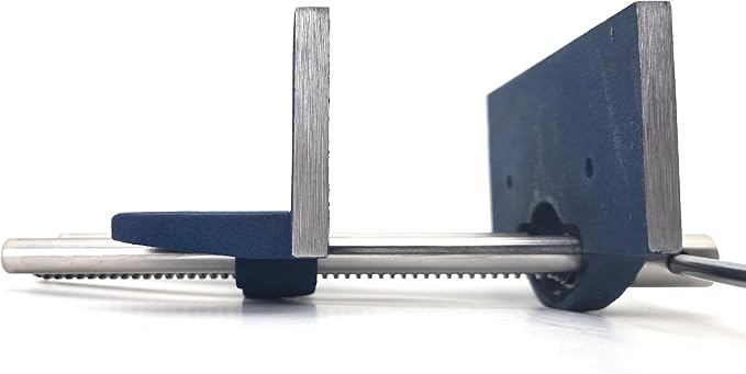 7" Light-Duty Woodworking Vise – Cast Iron Bench Vise with Trapezoidal Thread Screw & Dual Guide Bars – 6-1/8" Jaw Opening – Under-Bench Mount for Carpentry, Woodshop, and DIY Projects