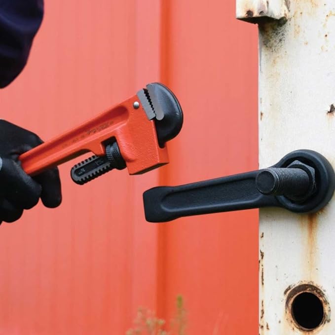 REFINERY PIPE AND VALVE WRENCH 10"