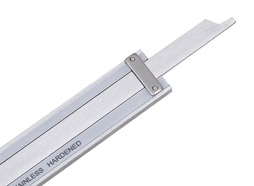 Accusize Industrial Tools 0-6" x 0.001" (Range x Resolution) Dial Caliper, Black Face Red Needle, Stainless Steel in Fitted Box, P920-B216 | 0-6" Range, 0.001" Resolution, Stainless Steel, Satin Chrome Finish, Covered Rack, P920-B216