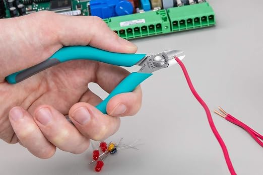 Erem 5 1/8 in 2400 Precision Diagonal Cutting Plier Flush Narrow Nose Insulated 2422E - 1 Each