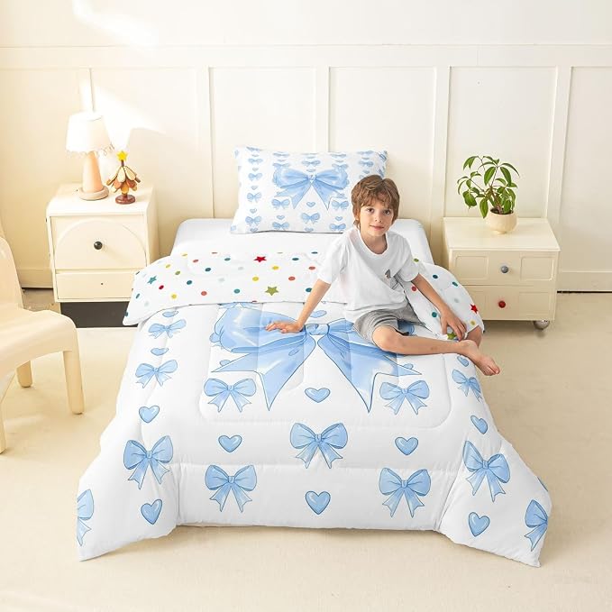 Feelyou Cute Blue Bowknot Kids Comforter Set Toddler Size Love Hearts Bow Bedding Set Girly Bow Duvet Quilt for Kids Boys Girls Bedroom Decor Microfiber Ultra Soft Breathable