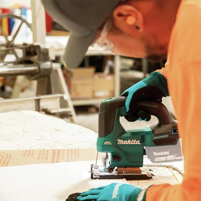 Makita XVJ04Z-R 18V LXT Brushless Lithium-Ion Cordless Jig Saw (Tool Only) (Renewed)