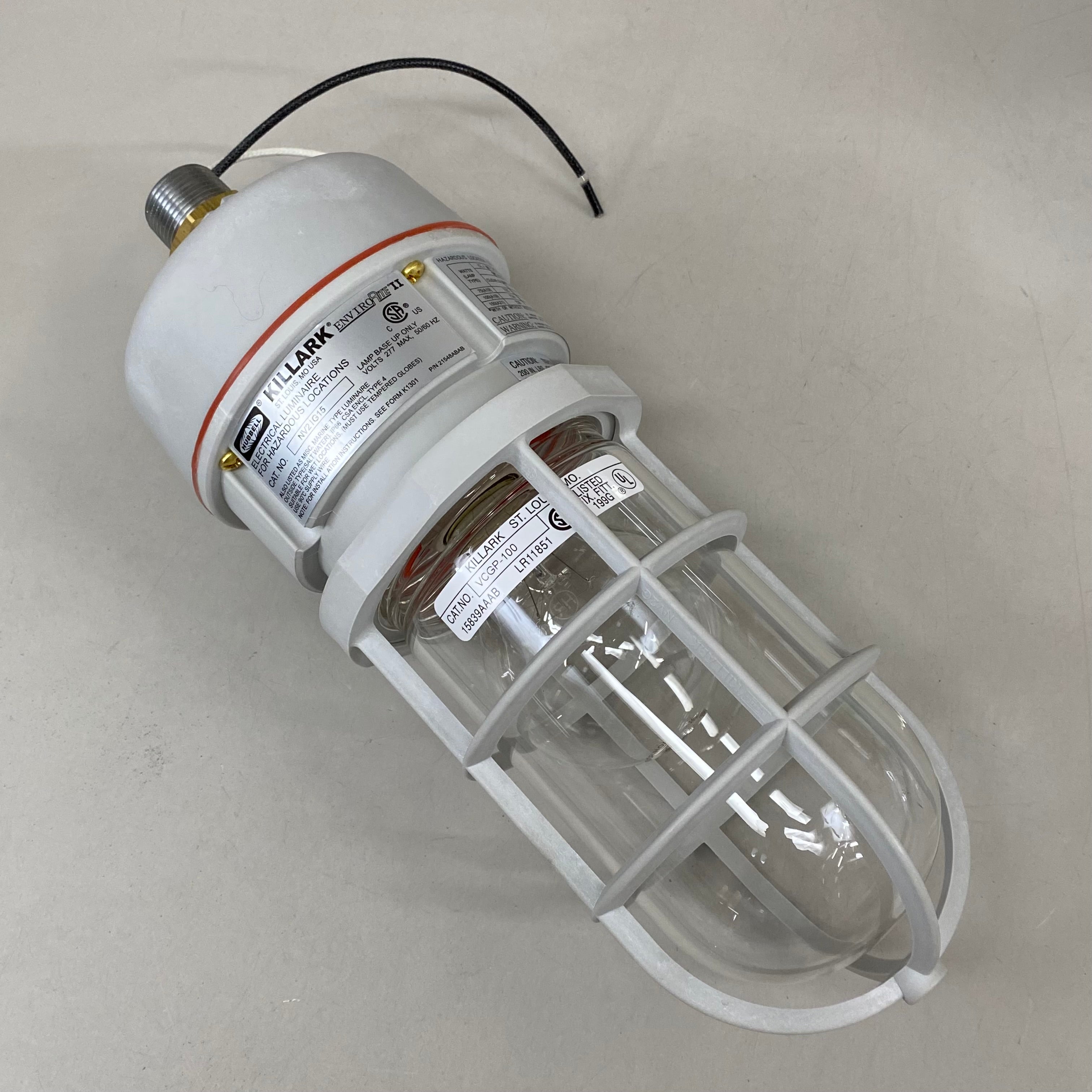 SPEAKMAN Vapor Proof Hazardous Non-Metallic Light 14" L x 5" W Clear/White VPL-C1D2