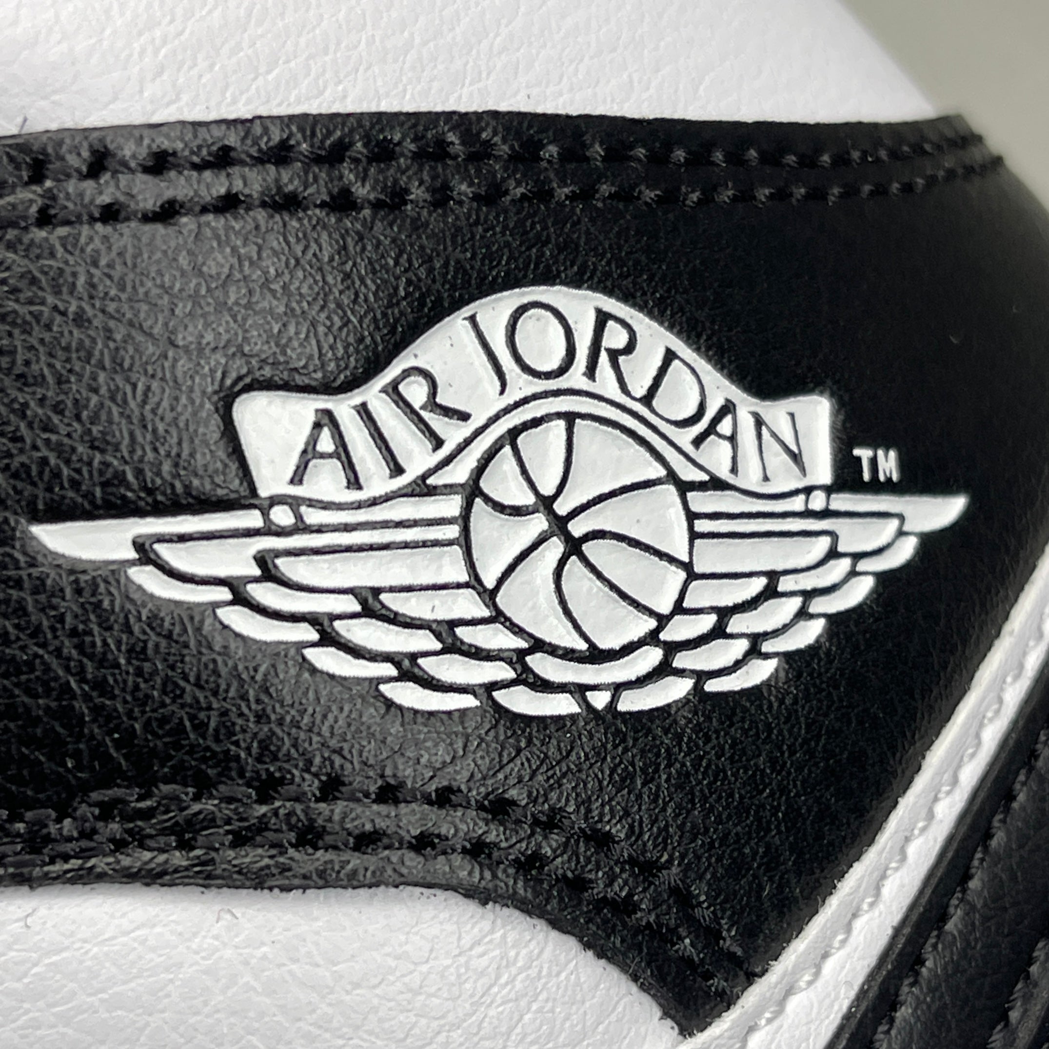 NIKE AIR JORDAN 1 Mid Panda Shoe Women's Sz 10.5 Black / White DV0991-101 (New)