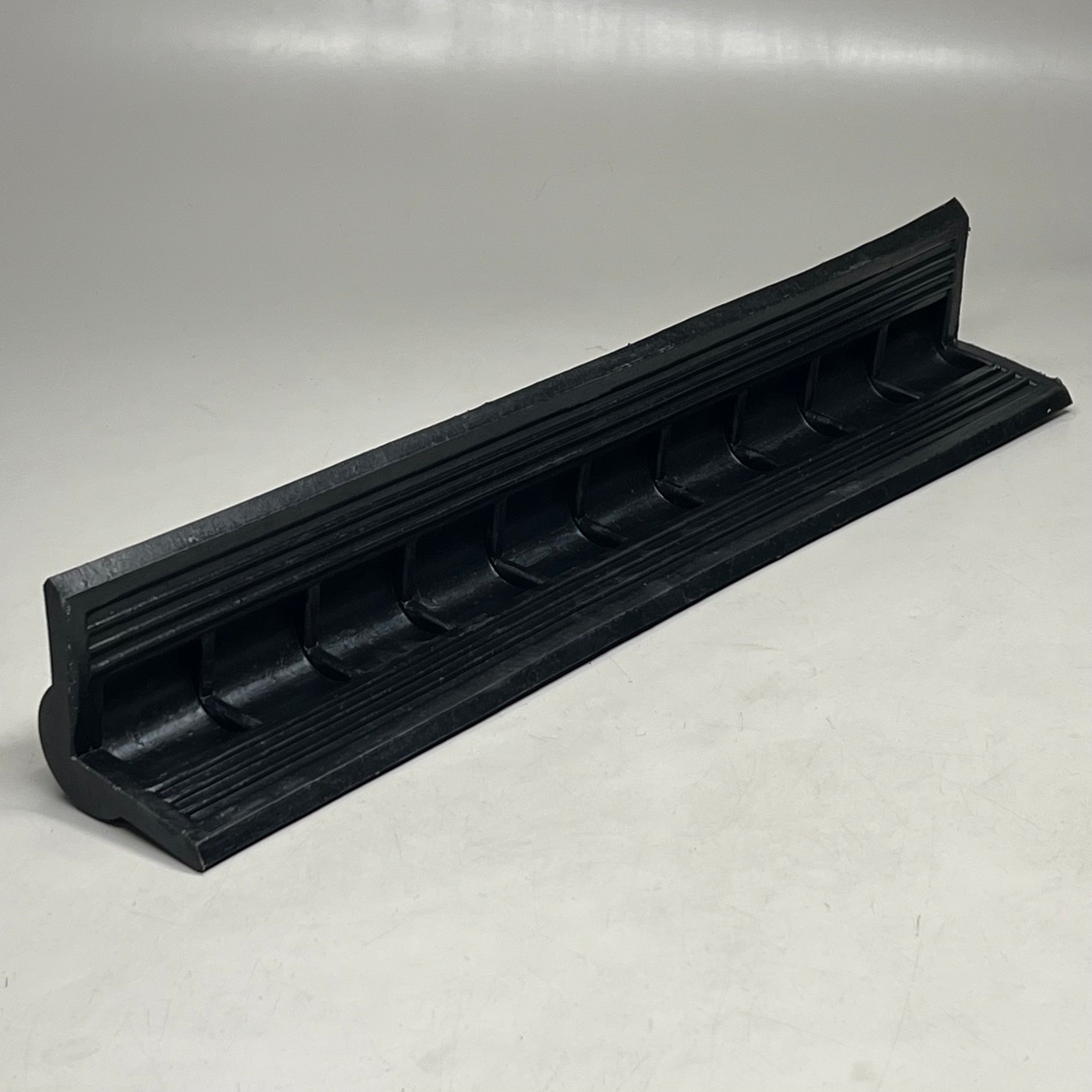 Rubber Corner Guard (10 Pcs) Sz 31" L x 6.5" W, Black & Yellow