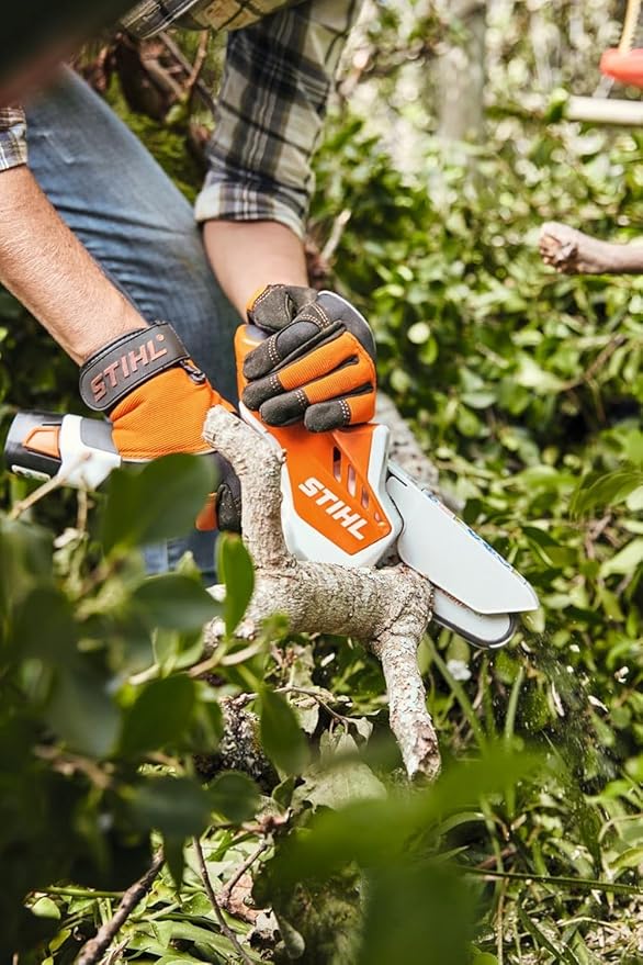 Stihl GTA 26 Wood Cutter with Battery and Charger, Battery Operated