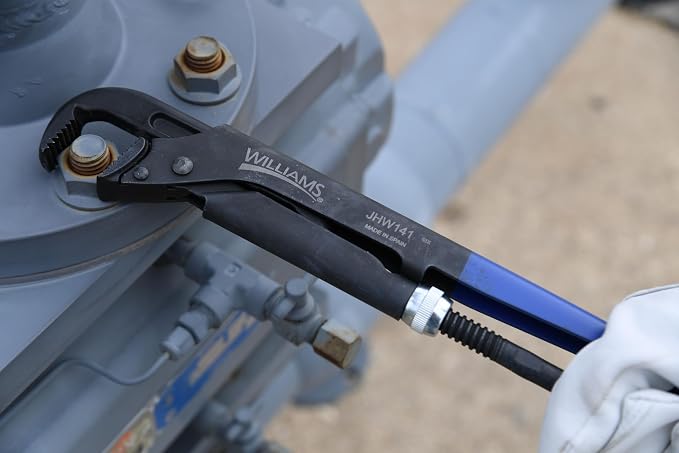 Williams JHW142 Universal Pipe Wrench, 14-1/2" Overall Length with a Maximum Jaw Opening of 2-1/16"