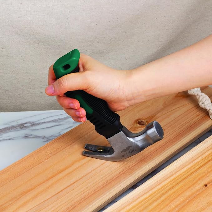 Mr. Pen- Claw Hammer, 8oz, Dark Green, Magnetic, Small Claw Nail Hammer for Women for Camping, Wood Working, House Repairs, Claw, Stubby, Tack