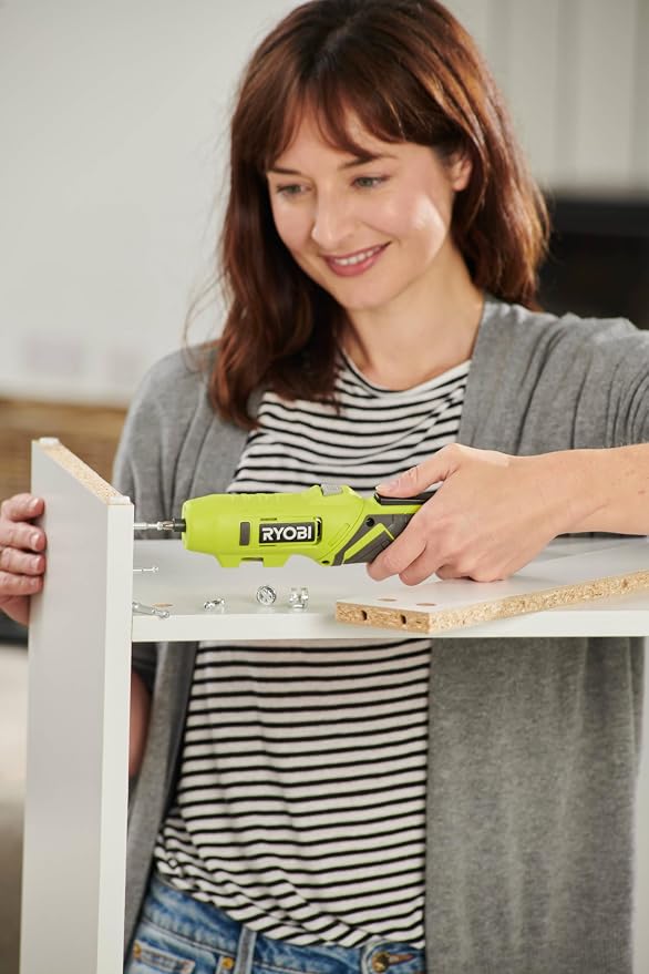 Ryobi ONE+ Cordless Screwdriver with Swivel Handle 4V (1x 2.0Ah)