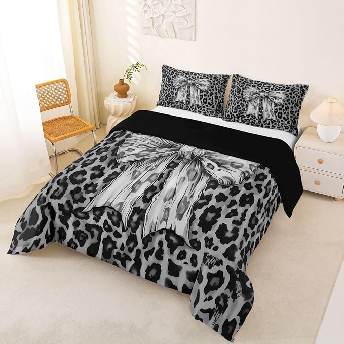 Feelyou Leopard Print Bedding Set Soft for Boys Girls, Black Cheetah Comforter Set King Size Cute Bowknot Duvet Quilt Microfiber Bedroom Decor 3 Pcs with 2 Pillow Cases