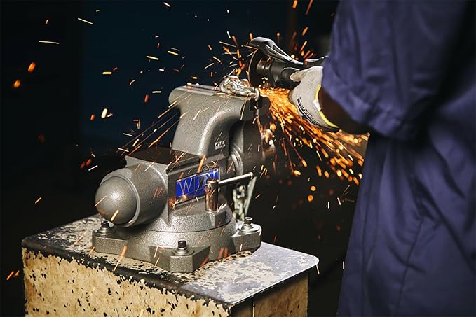 Wilton Tradesman Bench Vise, 4-1/2" Jaw Width, 3-1/2" Max Jaw Opening, 3-1/4" Throat (Model 1745)