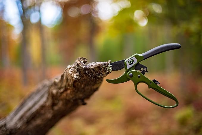 EZ Kut Heavy Duty Ratcheting Pruning Shears Green with Holster and Sharpener, Garden Hand Pruner with Ballistic Nylon Sheath, Arthritis Friendly Anvil Clippers for Thick Branches Cuts Up to 1.5 Inches