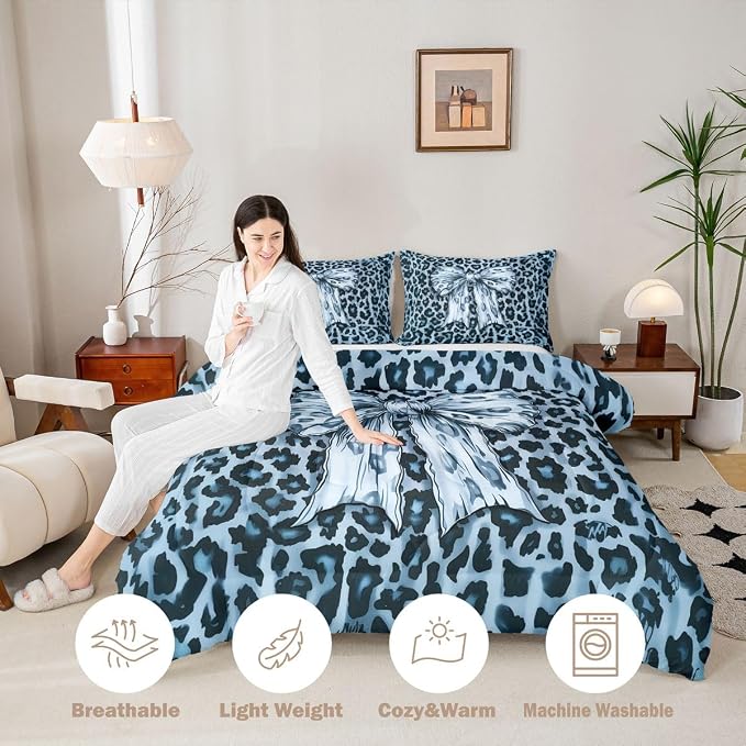Feelyou Leopard Print Comforter Set All Season Cute Blue Bow Bedding Set with 2 Pillow Cases Cheetah Animal Fur Microfiber Kids Queen Bedclothes Bedroom Decor Duvet Quilt Breathable Soft Lightweight