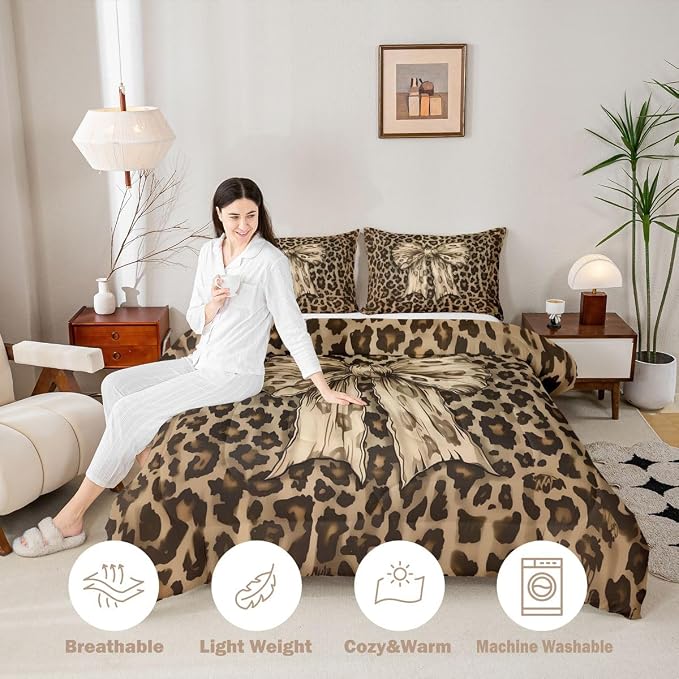 Feelyou Leopard Print Comforter Set King Size Cute Bow Bedding Set for Kids Boys Girls Cheetah Animal Fur Duvet Quilt Bedroom Decor Microfiber 3 Pcs with 2 Pillow Cases