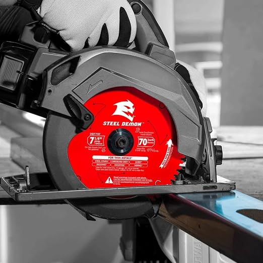 Diablo 7-1/4-Inch x 70-Teeth Steel Demon Carbide Saw Blade for Thin Metal - Ideal for Mild Steel Cutting, 12 Gauge or Thinner - Tico Hi-Density Carbide, Triple Chip Grind - D0770F