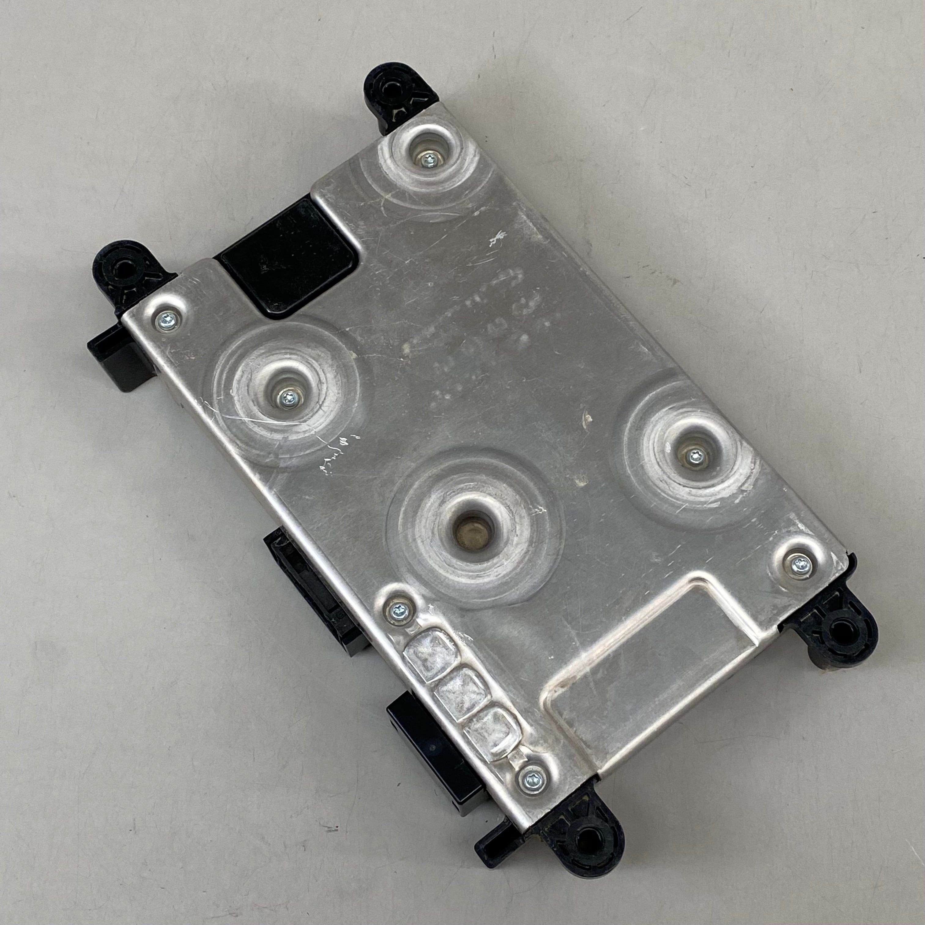 GM OEM  Digital Map Control Module Box 7.5"x4.5" New Other (Slightly Dirty)Black 84759506