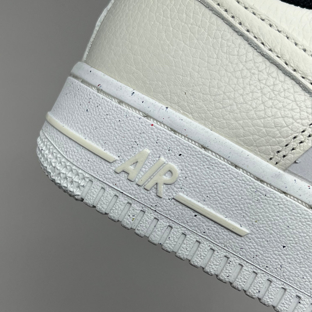 NIKE Air Force 1 07' LX Leather Shoes Sz Women's 9 Sail/Coconut Milk-Black DZ2708 101