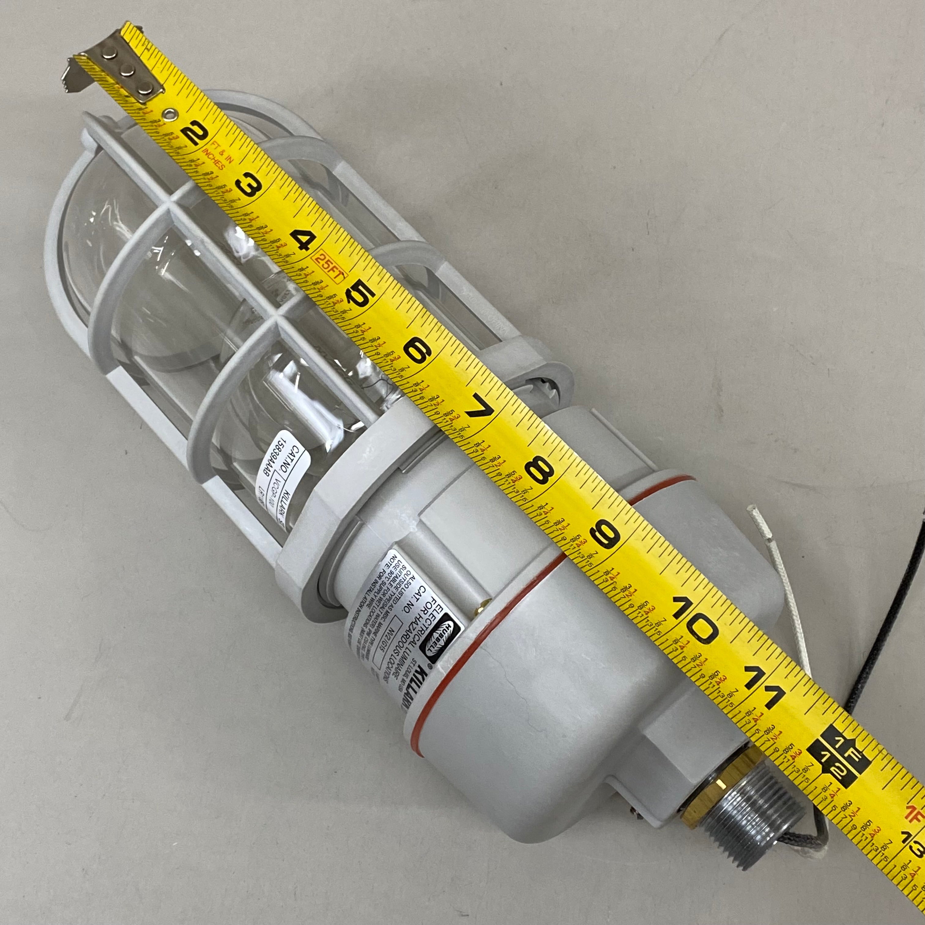 SPEAKMAN Vapor Proof Hazardous Non-Metallic Light 14" L x 5" W Clear/White VPL-C1D2