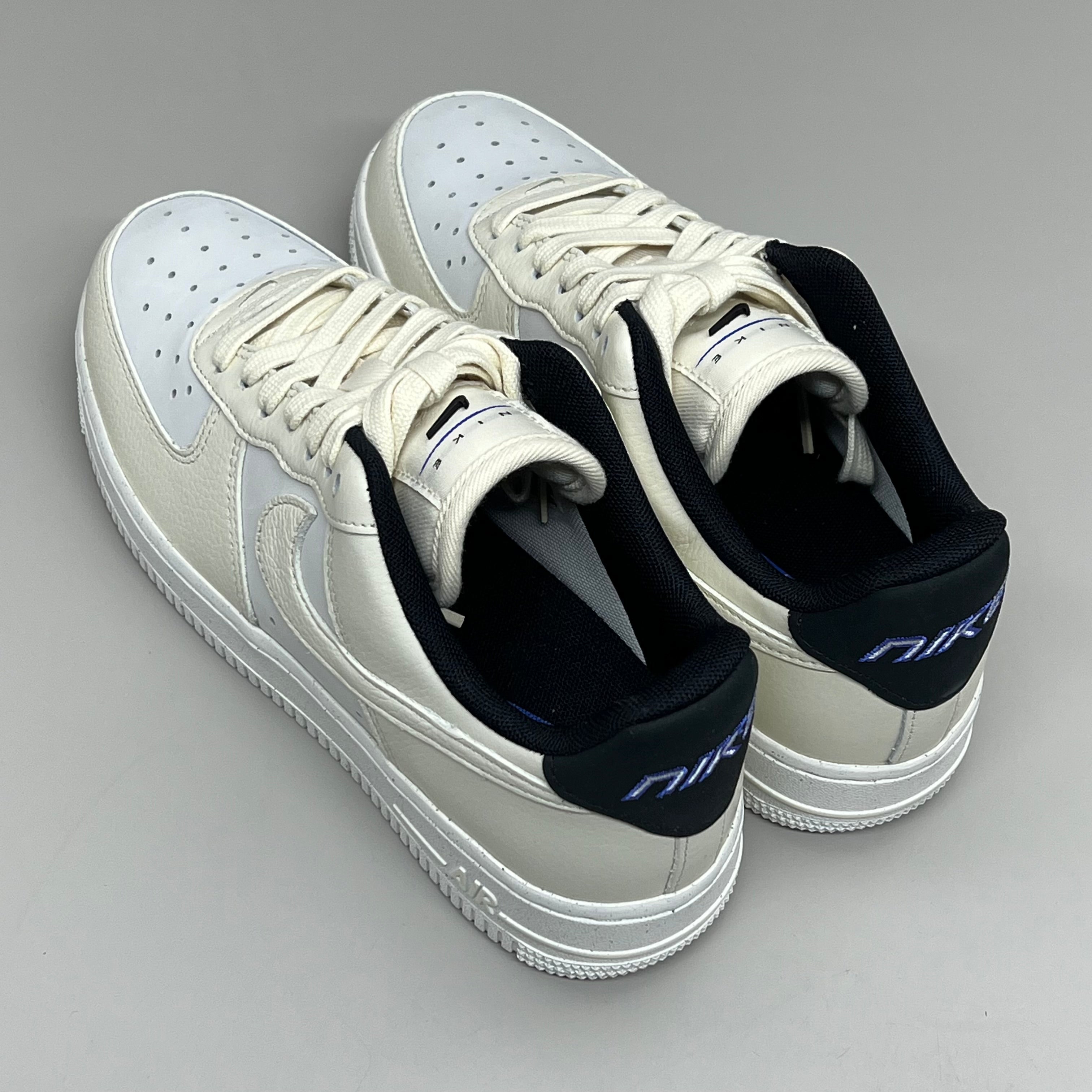 NIKE Air Force 1 07' LX Leather Shoes Sz Women's 9 Sail/Coconut Milk-Black DZ2708 101