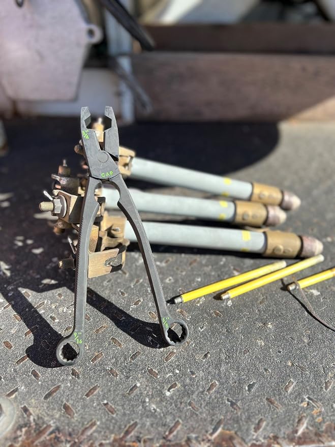 Madi FP-1 Fuse Pliers