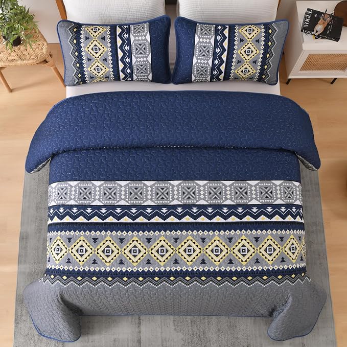 WONGS BEDDING 3 Pieces Quilt Set Queen Size, Navy Blue Quilt Bedspread Lightweight Bohemian Coverlet Set with 2 Pillowcase, Soft Geometry Printed Bedding Set Queen for All Season 96"×90"