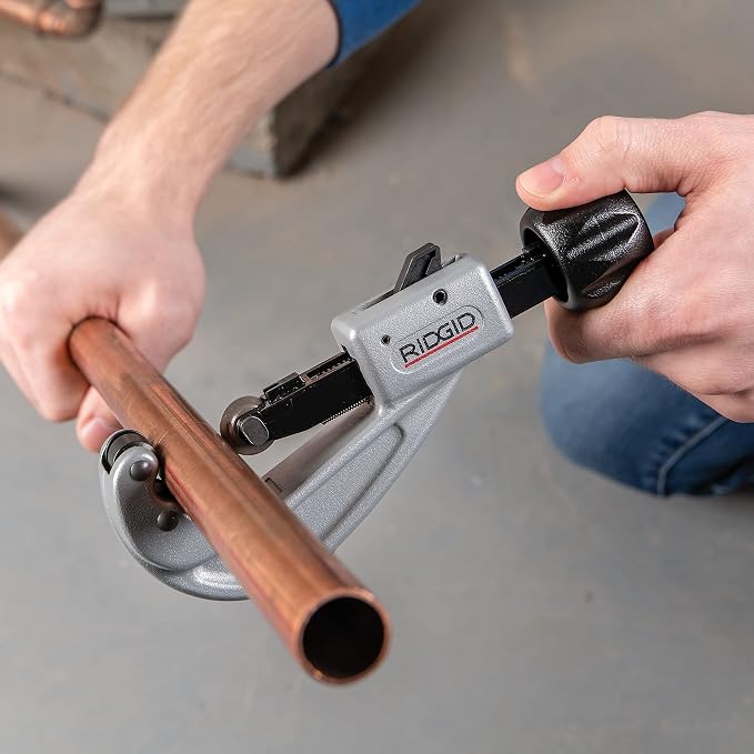 Ridgid 151 1/4" to 1-5/8" Quick Acting Tubing Cutter, Small