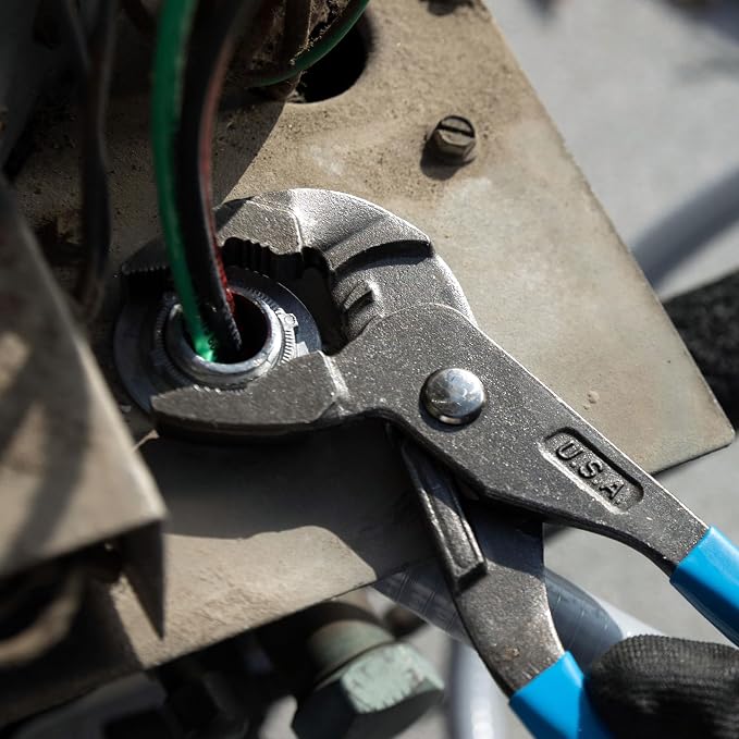 3 PIECE GRIPLOCKå¨ PLIER SET 6. 5 IN. - 9. 5 IN. - 12. 5 IN. PLIERS Channellock GLS-3