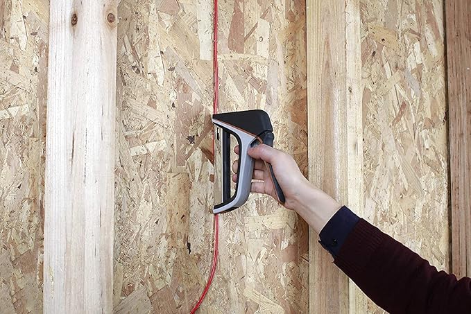 Arrow T25X Heavy Duty Staple Gun for Low Voltage Cables and Wires, Christmas and Holiday Lights, and Lighted Decorations