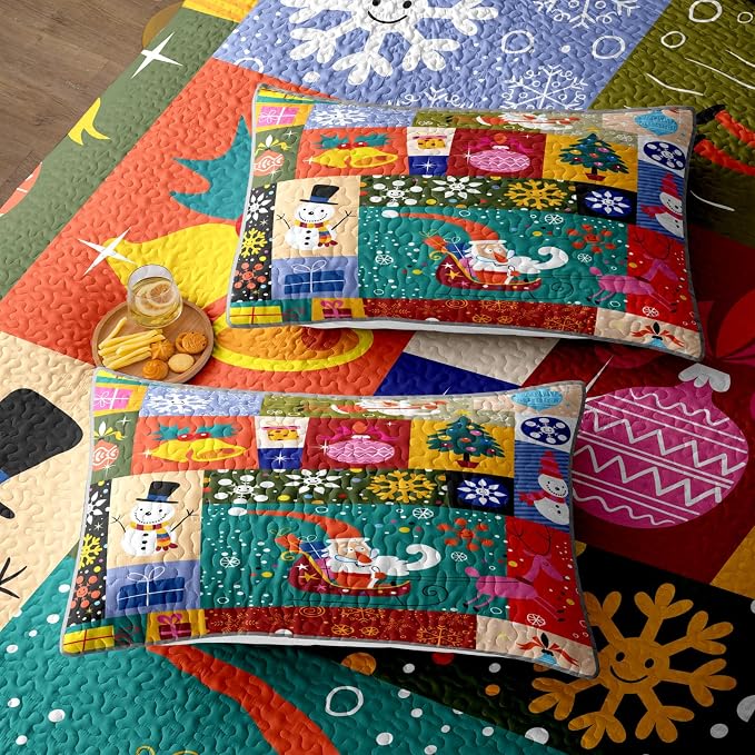 Merry Christmas Patchwork Green Quilt Set King- Santa Claus Gift Snowman Checkered Printed Holiday Bedding Set - Soft Microfiber Lightweight Comforter Coverlet Bedspread(Gift, King(90"x104"))