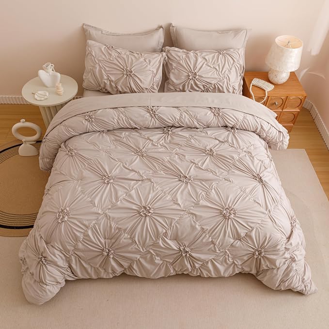 Nttopship Khaki Full Comforter Set - 7 Pieces Bed in a Bag, Premium Comforters Full Size Bed Set Pintuck Pinch Pleat Complete Comforter Set with Flat Sheet, Fitted Sheet and Pillowcases,Khaki