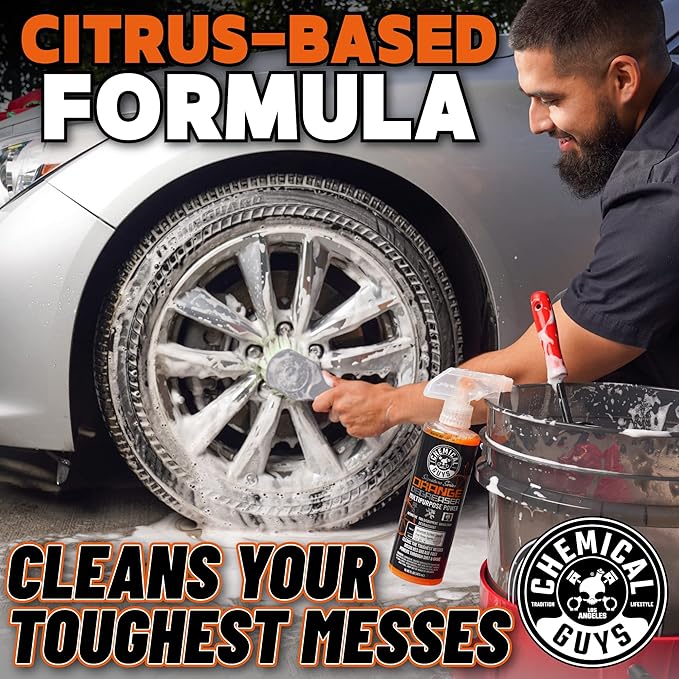 Chemical Guys Signature Series Orange Degreaser, Multipurpose Power, Safe for Cars, Trucks, SUVs, Motorcycles, RVs & More, Extra Large 32 fl oz