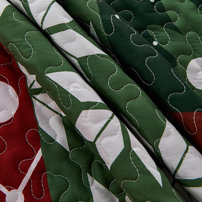 Cmfshape 5-Piece Christmas Quilt Set,Queen Size Xmas Tree Reindeer Santa Claus Pattern Christmas Bedding Set,Reversible Bedspread Coverlet,Holiday Bedding(92"x96")