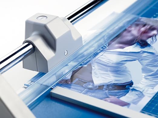 Dahle 550 Professional Rolling Trimmer, 14-1/8" Cut Length, 20 Sheet Capacity, Self-Sharpening, Automatic Clamp, German Engineered Paper Cutter